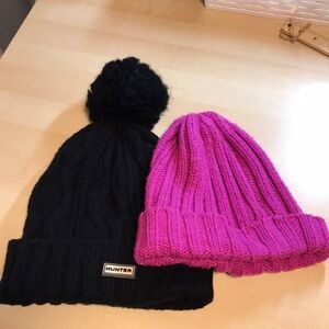 Source Unknown Black and Pink Knit Beanie Duo